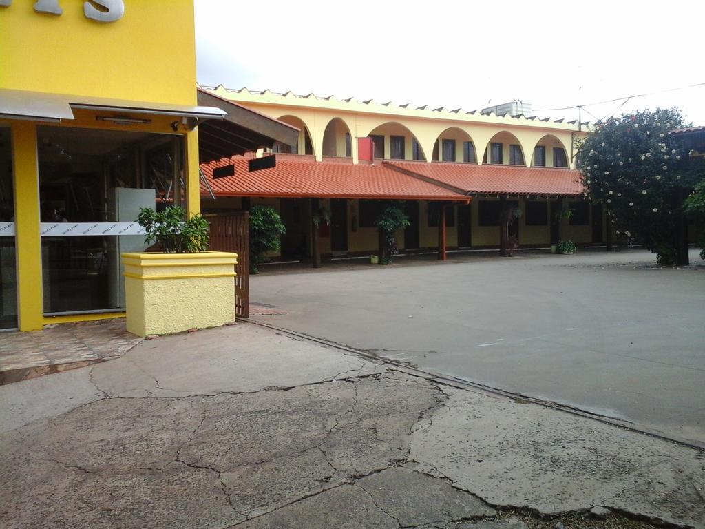 Hotel Paris Campo Grande  Eksteriør bilde